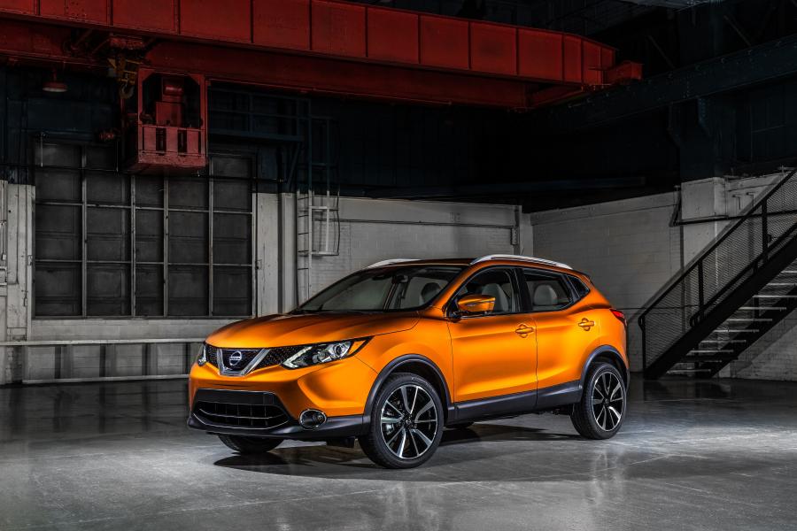  Nissan Rogue Sport 2017 года  (фото 7 из 71)